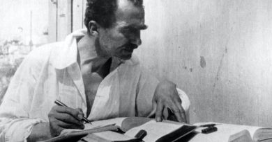 A woman from Batumi meets Nikos Kazantzakis