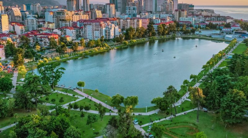 Batumi Central Park - History of Lake Nuri